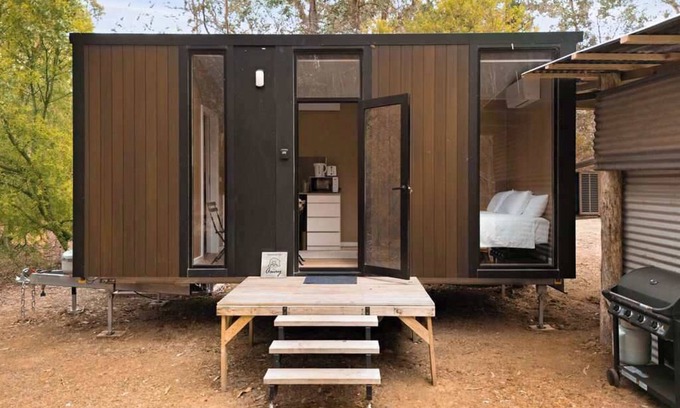 Nowhere Creek House | The Verge of Nowhere Oak by Tiny Away