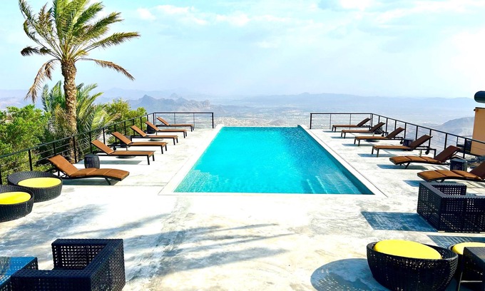 Al Hamra Hotel | The View