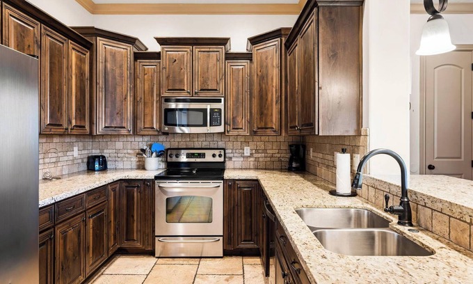 St. George Condo | The View Resort Amenities & Epic Views!