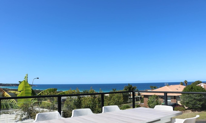 Tura Beach Cabin | The Views - 3 bedroom Tura Beach