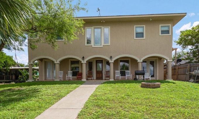 Rio Hondo Villa | The Villa at Arroyo City