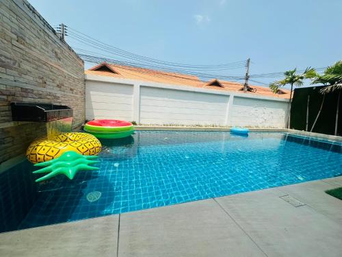 Na Kluea Villa | The Ville Jomtien By Dee