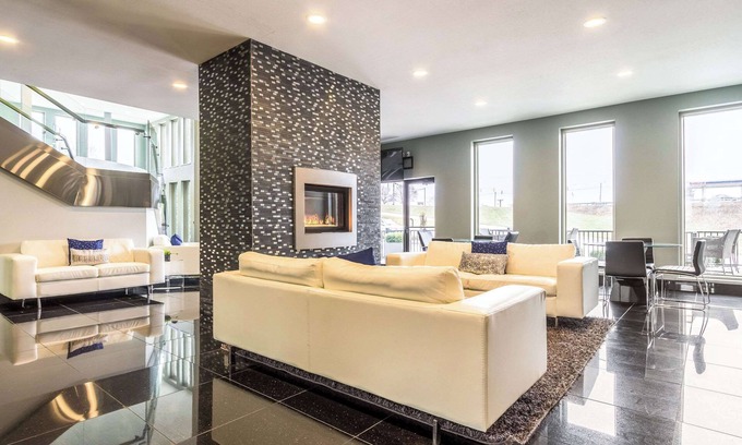 Walnut Creek Hotel | The Wallhouse Hotel, an Ascend Collection Hotel