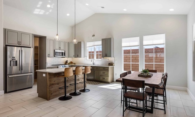 Hurricane House | The Wanderer: Pool, Hot Tub, Splash Pad, Dog Friendly