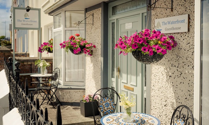 Dingle House | The Waterfront