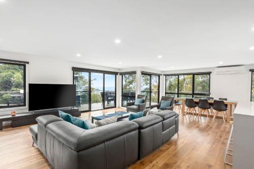 Wye River House | The Wave House