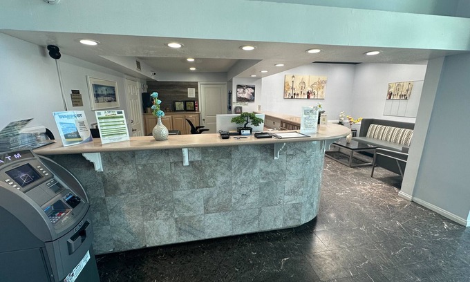 Manhattan Beach Hotel | The Wave Manhattan Beach