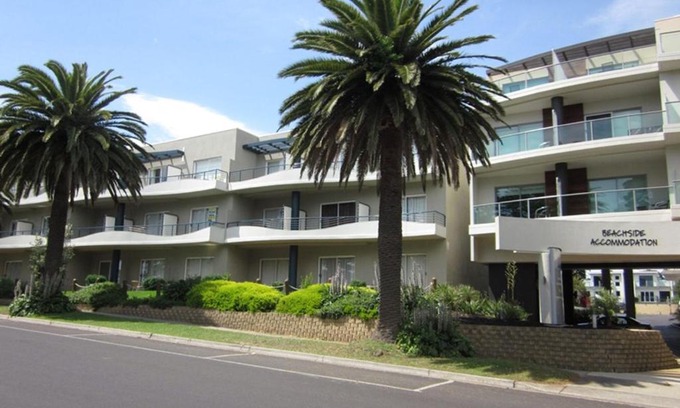 Cowes House | The Waves Oasis