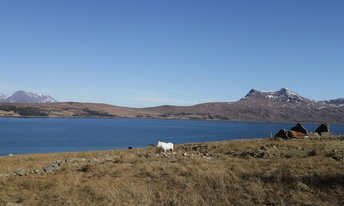 Drumchork Cottage | THE WEE BARN, pet friendly, with open fire in Dundonnell