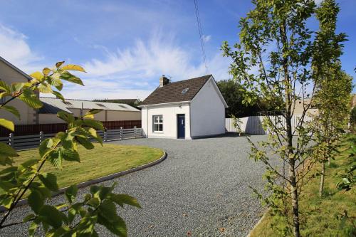 Muff House | The Wee House