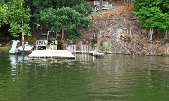 Gumberry House | The Weekend Hooker located in Gaston NC