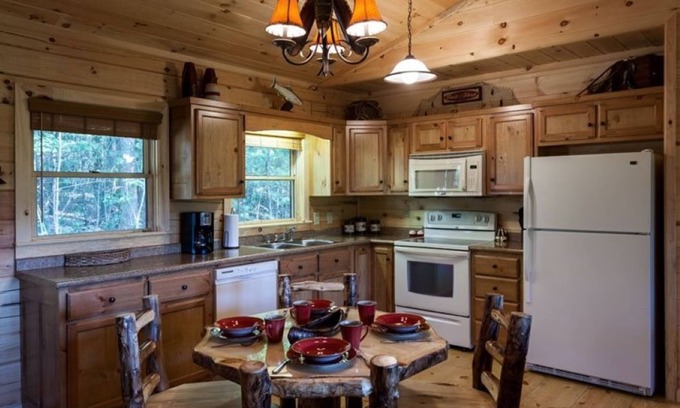 Ellijay Cabin | The Weeks End | Ellijay, GA