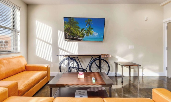Roanoke Apartment | The West End Flats Su