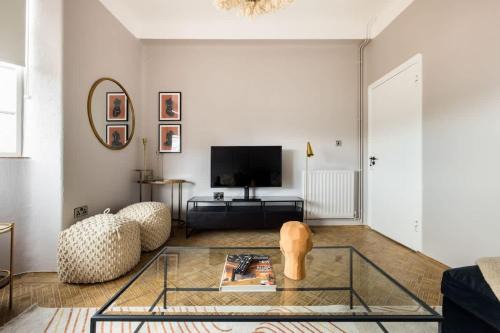 Fitzrovia House | The West End Penthouse - 4BDR with Views