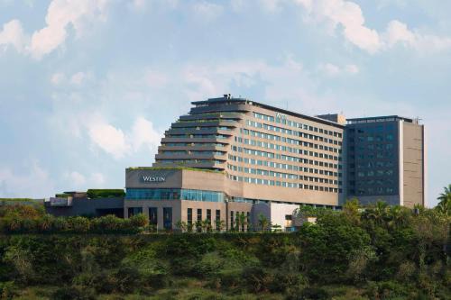 Mundhwa Hotel | The Westin Pune Koregaon Park