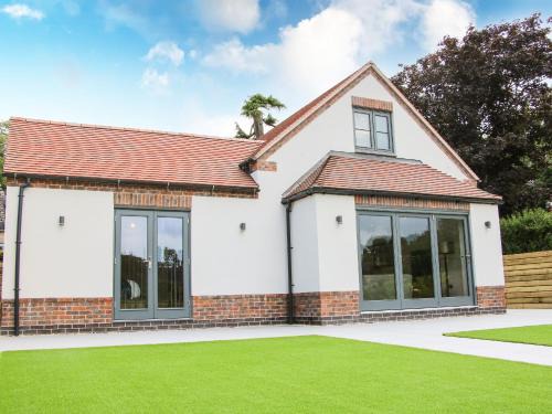 Much Wenlock House | The Wheatlands