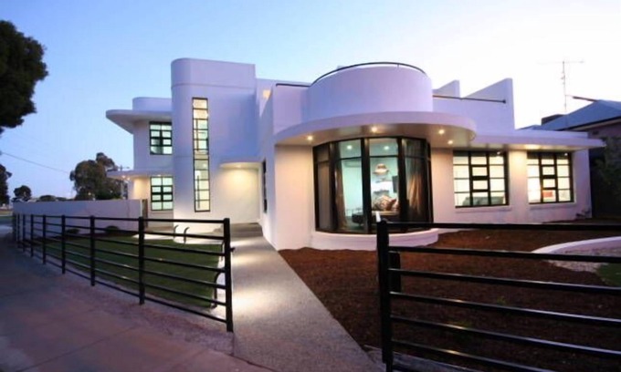 Echuca House | The White House Echuca