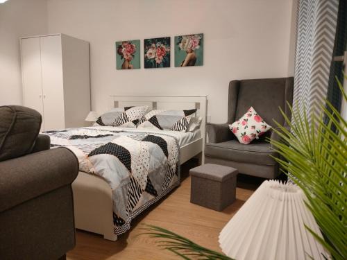 Khattalwada Apartment | The White Port Luxe Apt Nearby Airport Symbiosis