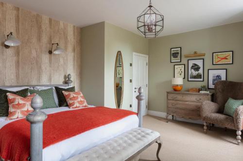 Alnmouth Hotel | The Whittling House