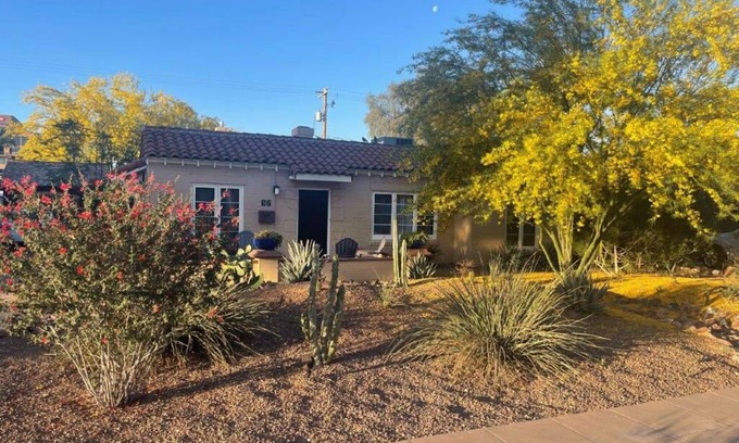Wilshire Place House | The Wilshire House in Central Phoenix