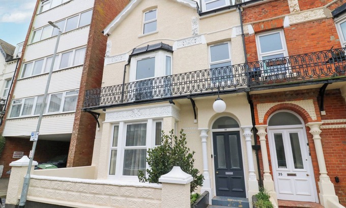 Bexhill-on-Sea Cottage | THE WILTONS, family friendly, with a garden in Bexhill-On-Sea