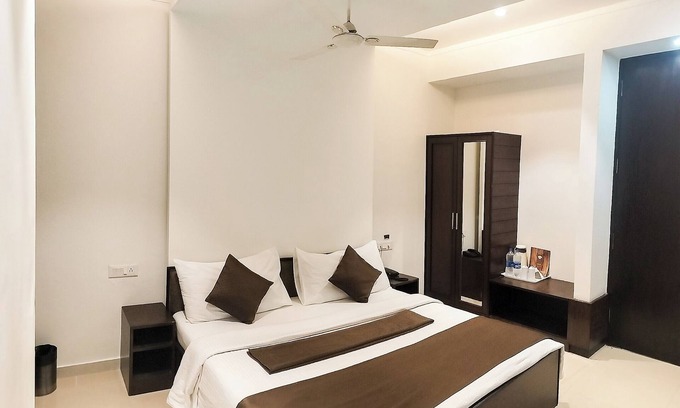 Kalka Hotel | The Wind Cross Hotel
