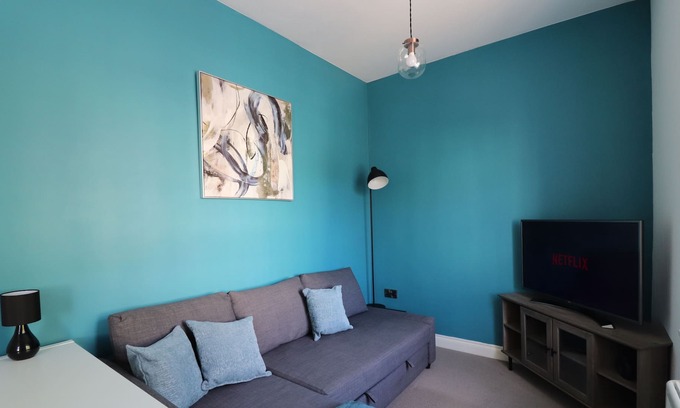 Leamington Spa Apartment | The Windsor Club - Apartment in Leamington Spa