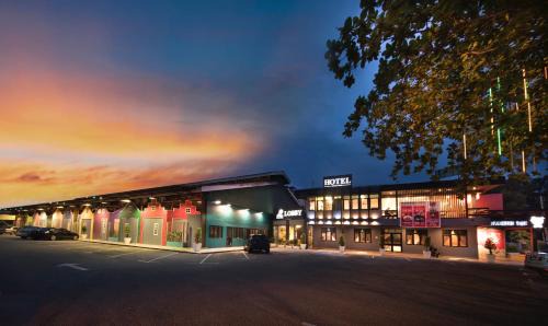 Muar Hotel | THE WOOD BOUTIQUE HOTEL