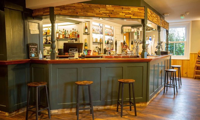 Woodfalls Hotel | The Woodfalls Inn
