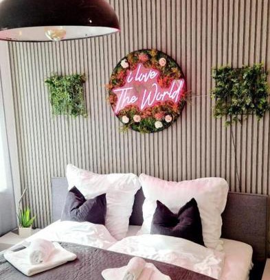 Magdeburg Apartment | The World, Stilvolles Apartment, Stadtzentral, Parking Free, Late Check In