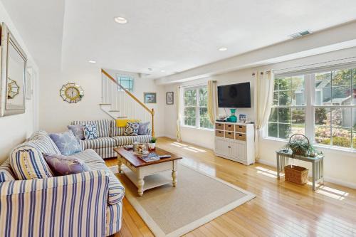 West Yarmouth House | The Yarmouth Anchor - 14