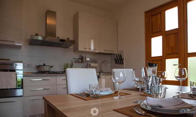 Torri del Benaco Apartment | Thea apartment Comfort with terrace and balcony