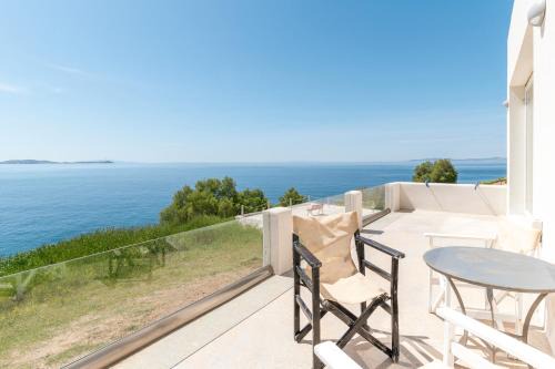 Agios Sostis Apartment | Theasea