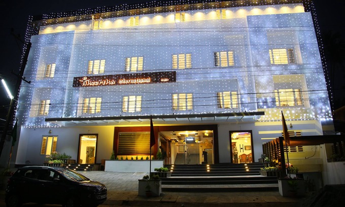 Thalassery Hotel | THEERTHA INTERNATIONAL