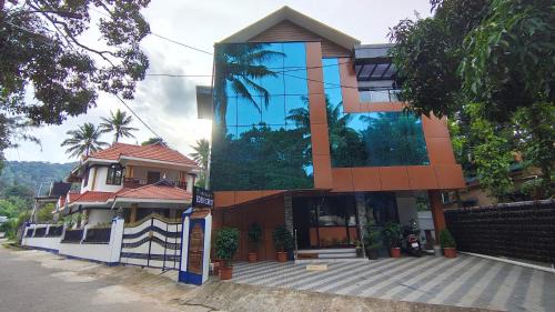 Kumily Bed & Breakfast | Thekkadys EdenCrest