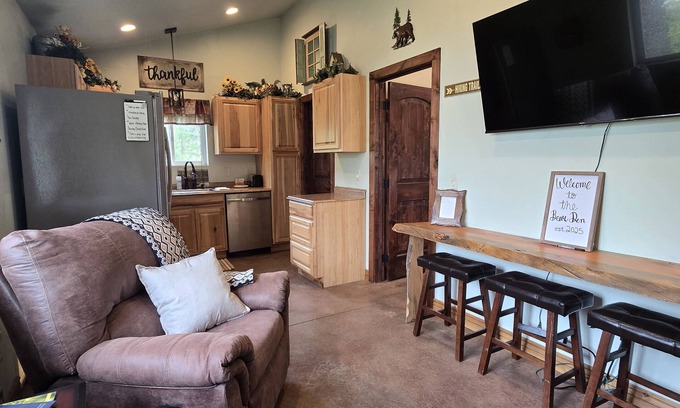 Coram Cabin | Themed Bear's Den Cabin nnestled in the pines minutes outside of Glacier Park.