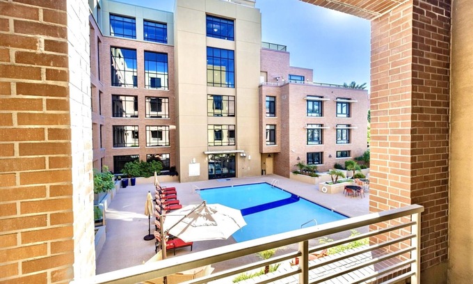 Brown and Stetson Business Condo | ☆TheOldTownOmni™☆—Fabulous LUXE Loft, ResortStyle