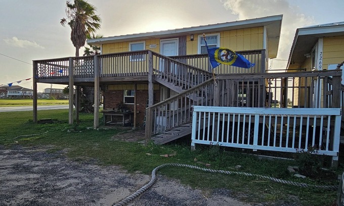 Grand Isle House | Thirsty Prairie Bungalown2269 Hwy 1nGrand Isle, La. 70358