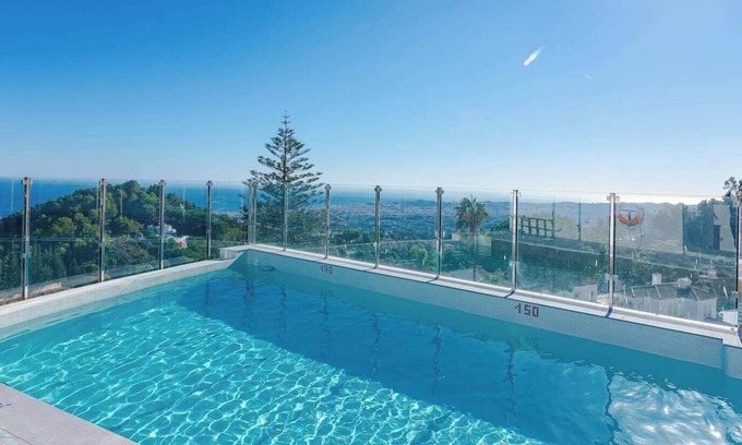Mijas Apartment | This apartment is a 2 bedroom(s), 2 bathrooms, located in Mijas, Andalucía.