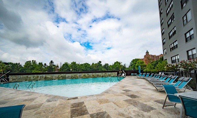 Germantown Apartment | This apartment is a 2 bedroom(s), 1 bathrooms, located in Philadelphia, PA.