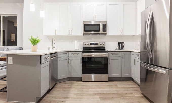 North Philadelphia East Apartment | This apartment is a 2 bedroom(s), 2 bathrooms, located in Philadelphia, PA.