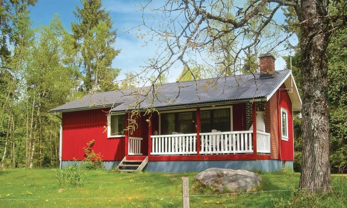 Atran House | This classic Swedish house is located in a sunny clearing, surrounded by good hiking areas and in th