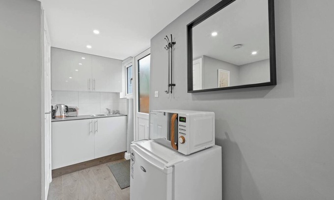 Wood Green Condo | This condominium is a 1 bedroom(s), 1 bathrooms, located in Greater London, England.