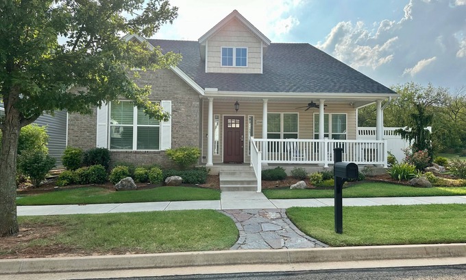 Norman House | THIS HOUSE IS NOT FOR RENT.! VRBO will not allow us to remove from platform!