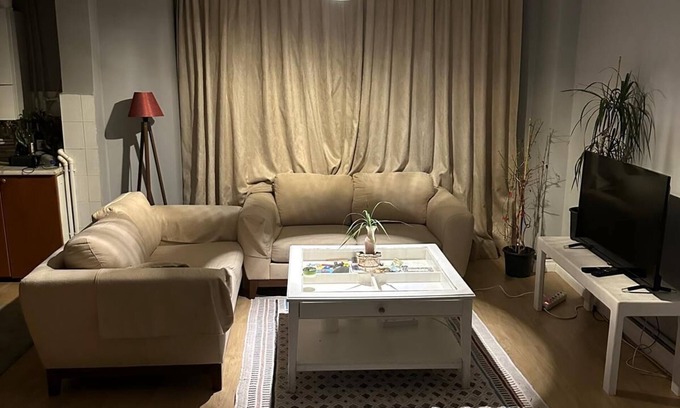 Sisli House | This is the quiet, central 2+1 apartment you are looking for!