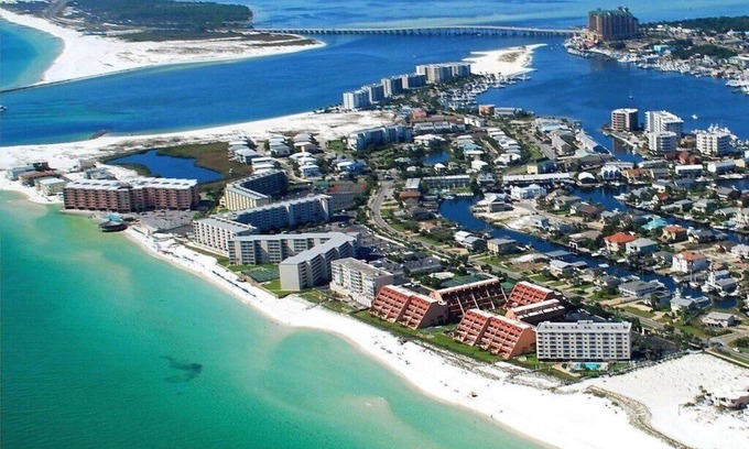Holiday Isle Condo | This property is no longer for rent. It has been removed from the program.