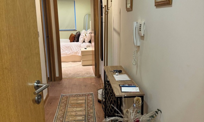 Saltaire Village Apartment | This serviced apartment is a 1 bedroom(s), 1 bathrooms, located in Shipley, England.