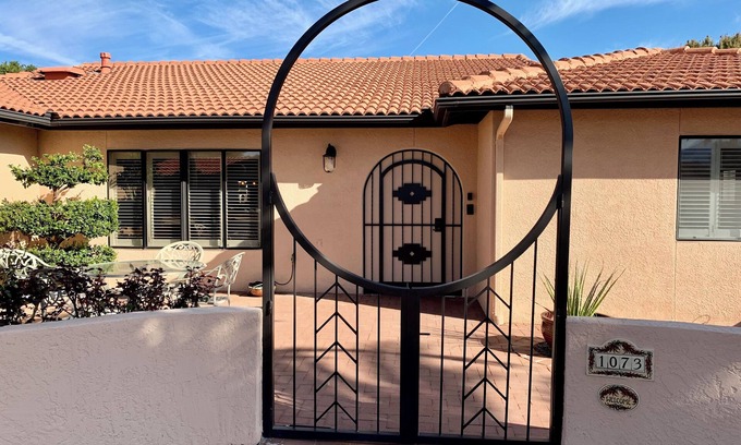 Country Club Estates House | This Southwestern Retreat has room for your family and friends to gather!