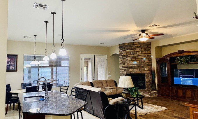 Norterra House | This spacious house is the perfect blend of comfort and convenience.
