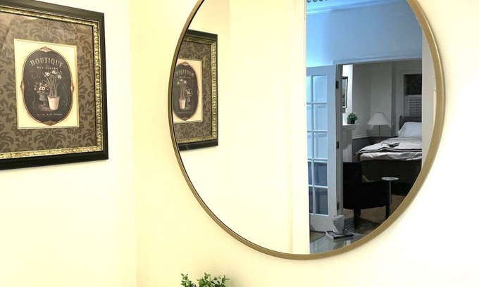 Old Town West House | This townhouse is a 2 bedroom(s), 2 bathrooms, located in Alexandria, VA.